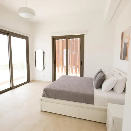 Phaedrus Living Serenity Waves No 5 Villa *