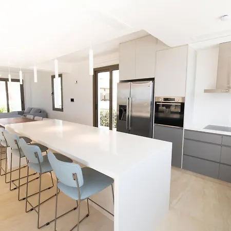 Phaedrus Living Serenity Waves No 5 * Larnaca